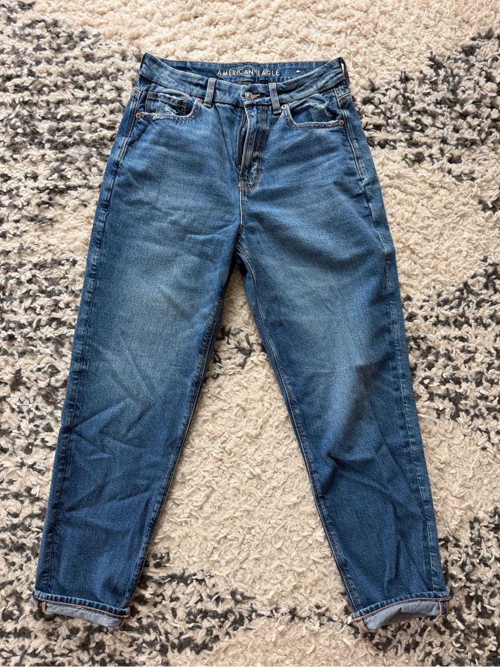 American Eagle Outfitters Curvy Mom Jeans